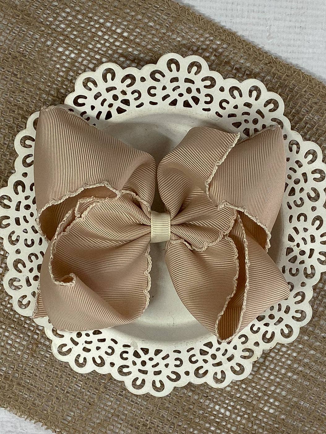 The Hair Bow Company - Oatmeal with Ivory Moonstitch Hair Bow