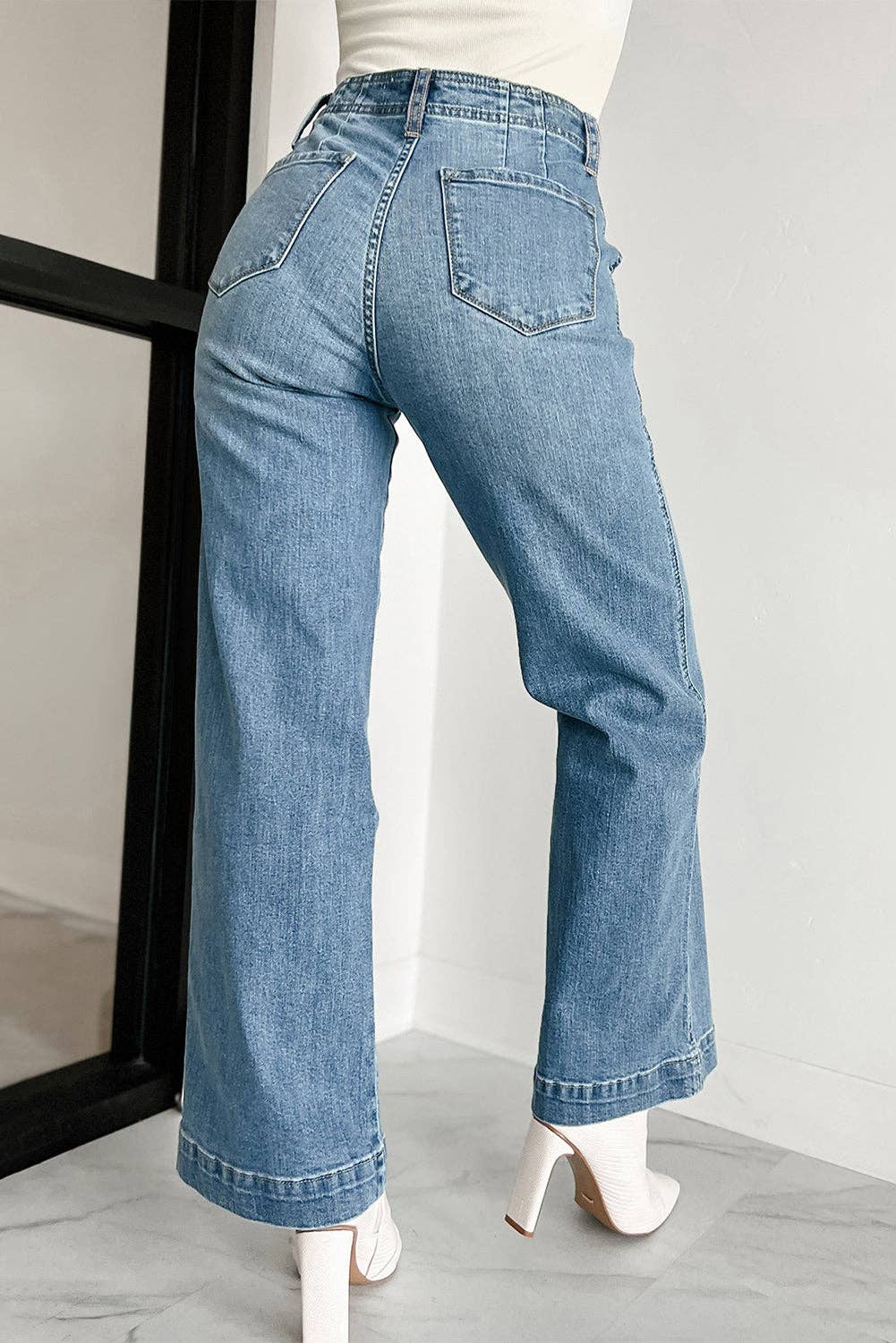 FULL TIME PURCHASE - Multi Buttons Medium Wash Straight Loose Leg Jeans: Blue