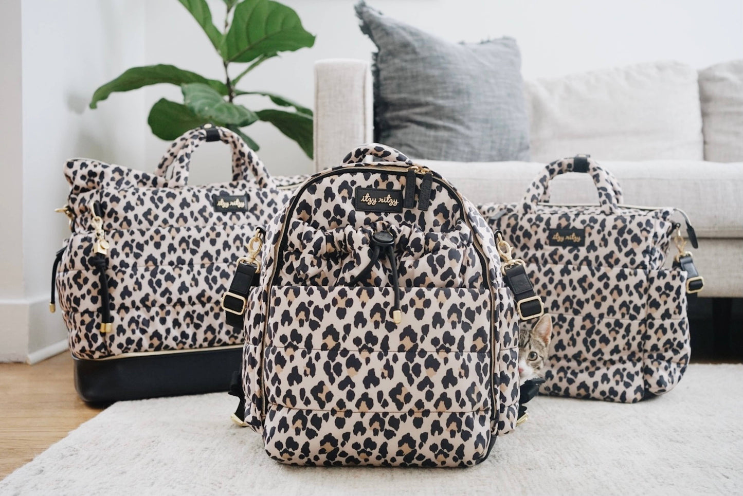 Itzy Ritzy - *OUTLET* Dream Weekender™ Leopard Diaper Bag