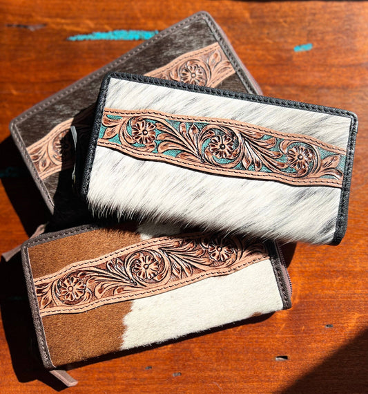 Equipage - Tooled Leather Floral Cowhide Zip Close Wallet: Turquoise Tooled