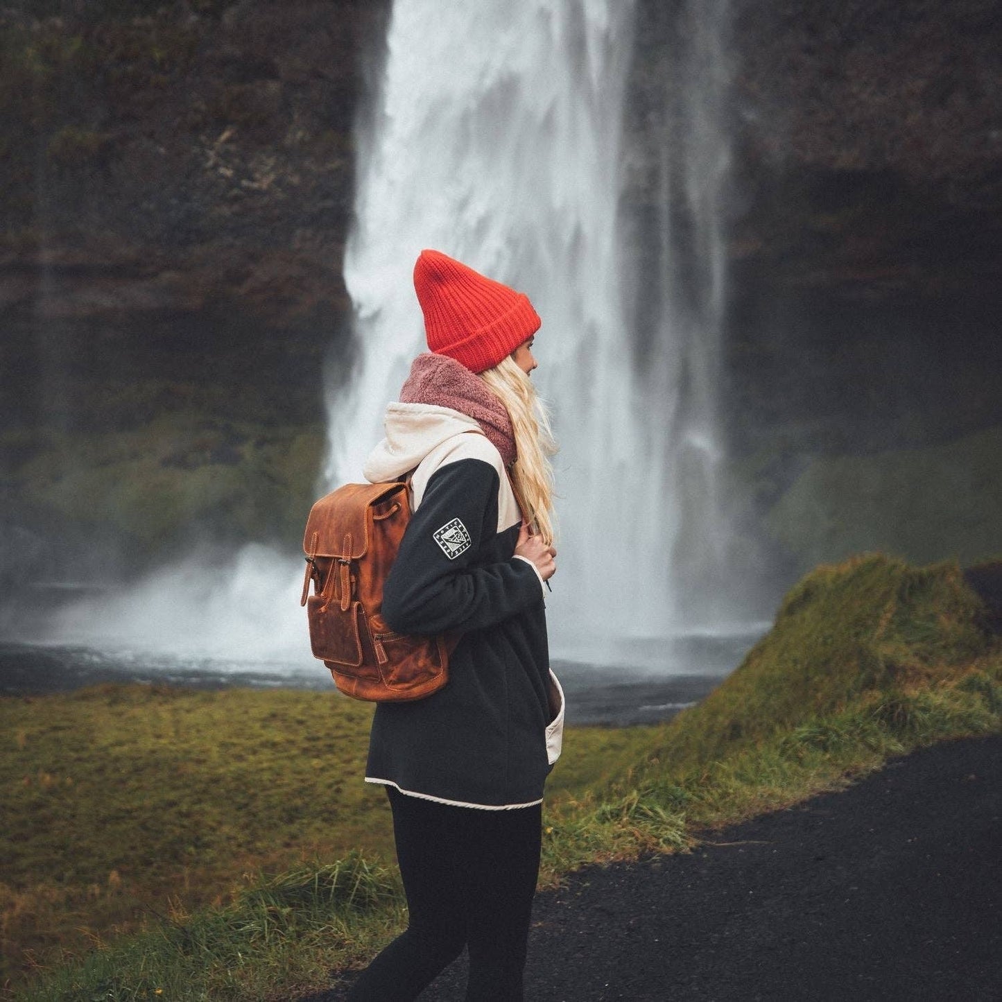 Londo - MegaGear Valley Handcrafted Top Grain Leather Backpack: Camel