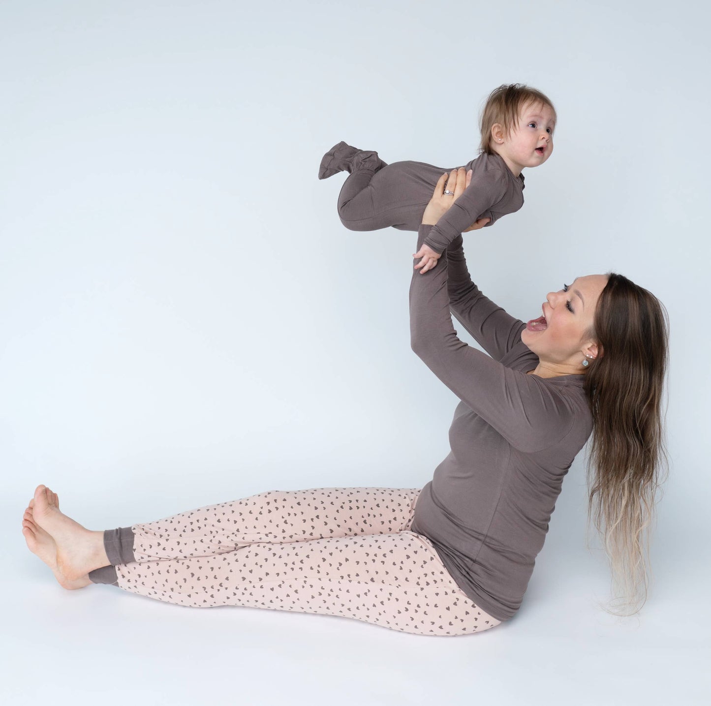 Women's Bamboo Long Sleeve Fitted Pajama Set: L / Prairie/Sleepy Sloth Print