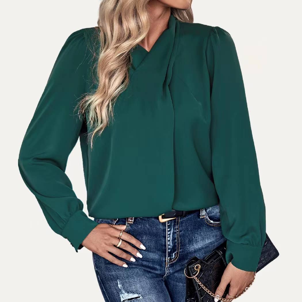 Graceful Dark Green Halter Neck Long Sleeve Top: Dark Green