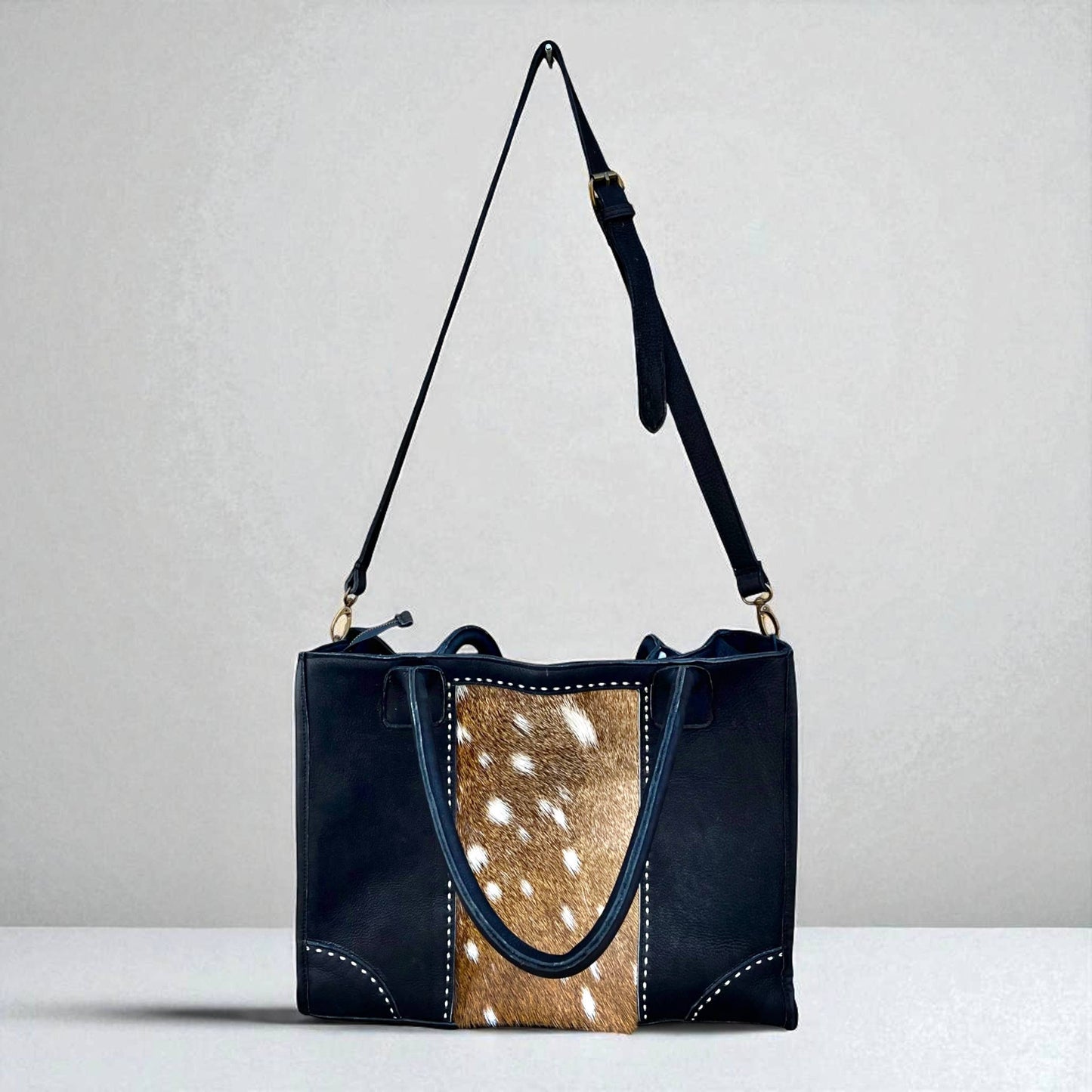 Western Linens - JAN AXIS HIDE TOTE BAG 