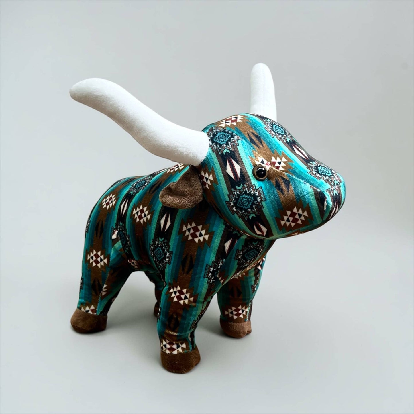 Western Linens - Esmerald Aztec longhorn- medium farm pal 