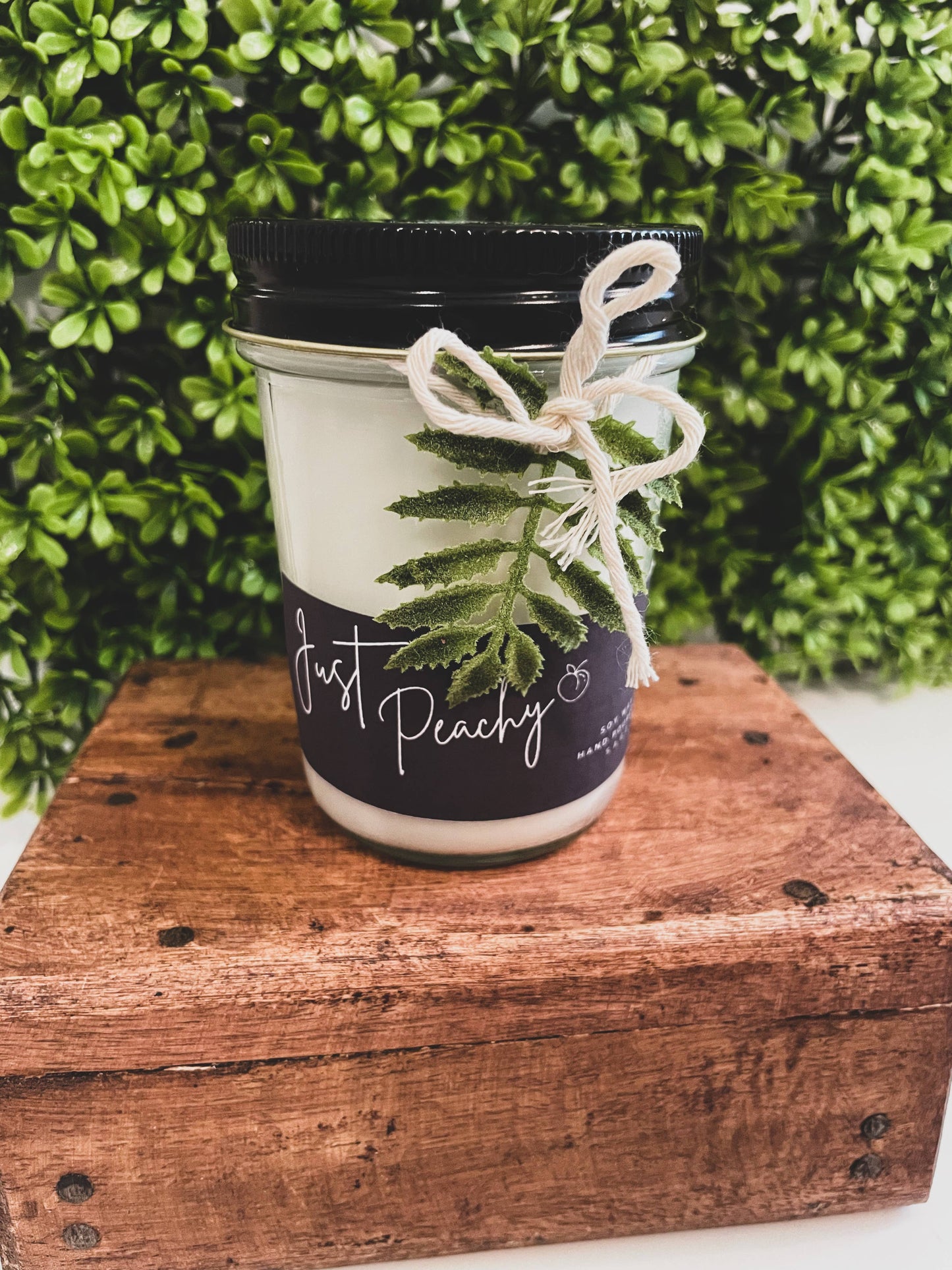 Mason Jar Candle 6.5 oz.: Mint + Eucalyptus