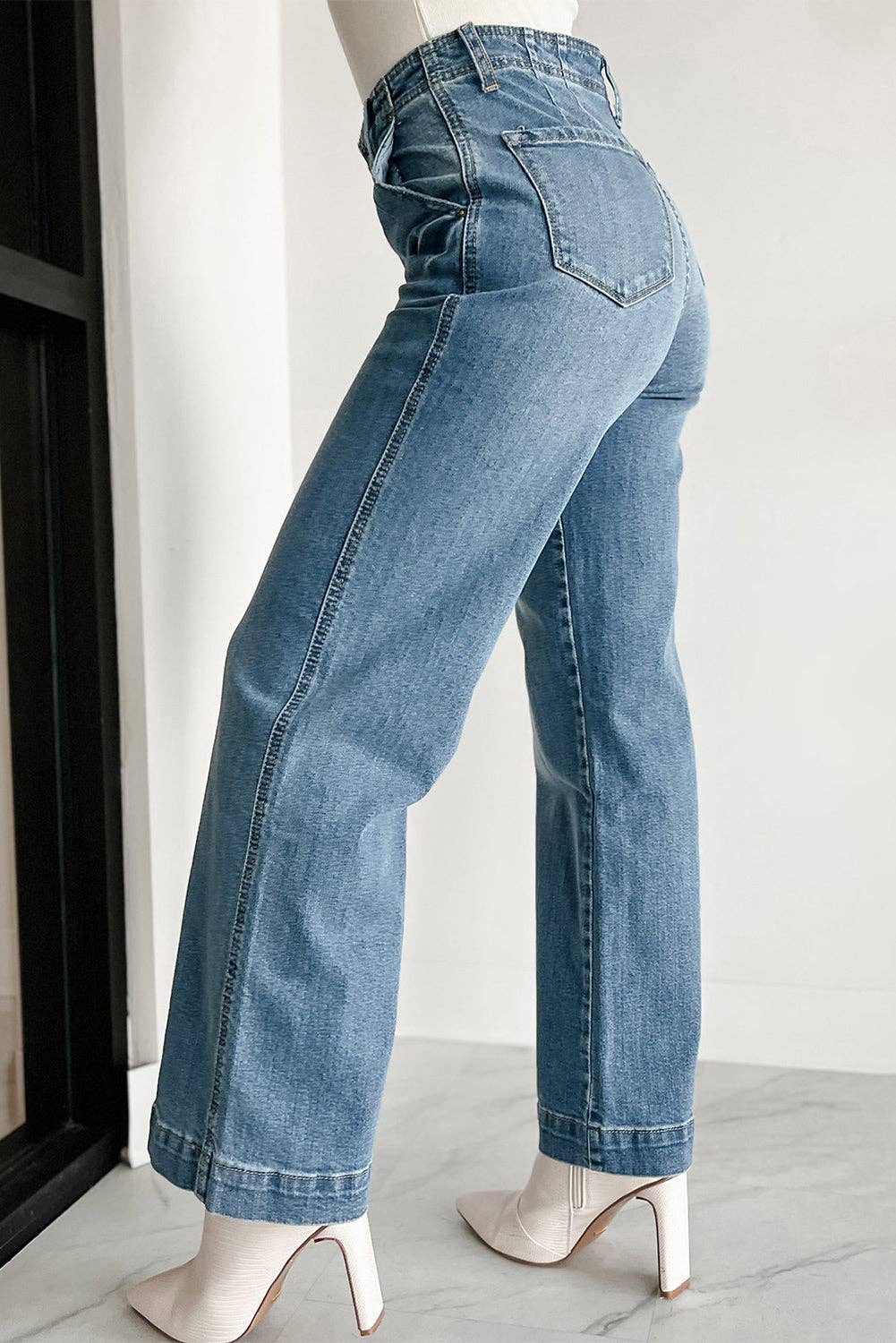 FULL TIME PURCHASE - Multi Buttons Medium Wash Straight Loose Leg Jeans: Blue