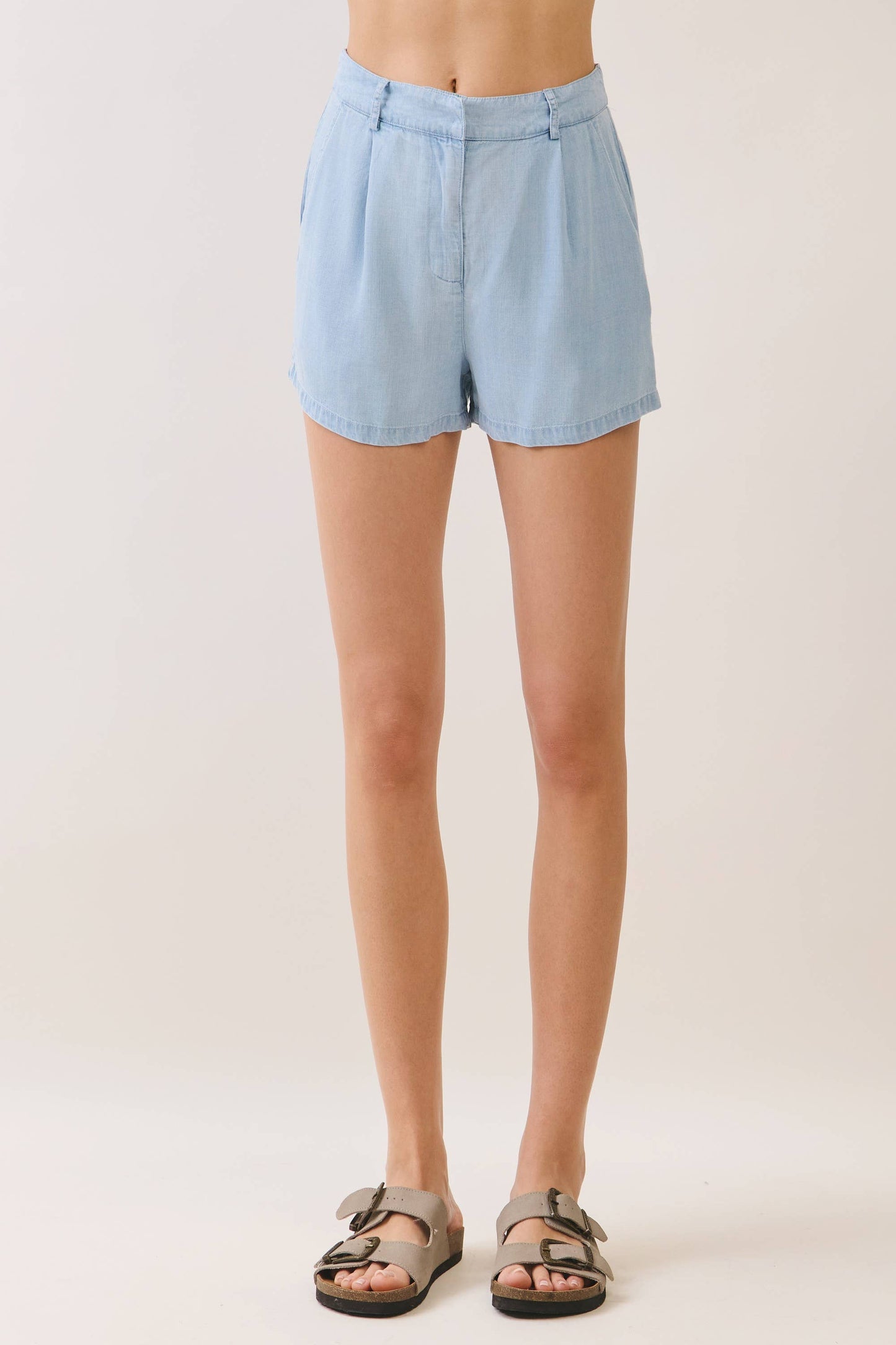 TCEC - CP10328-Light Denim Pleated Detail Tailored Shorts